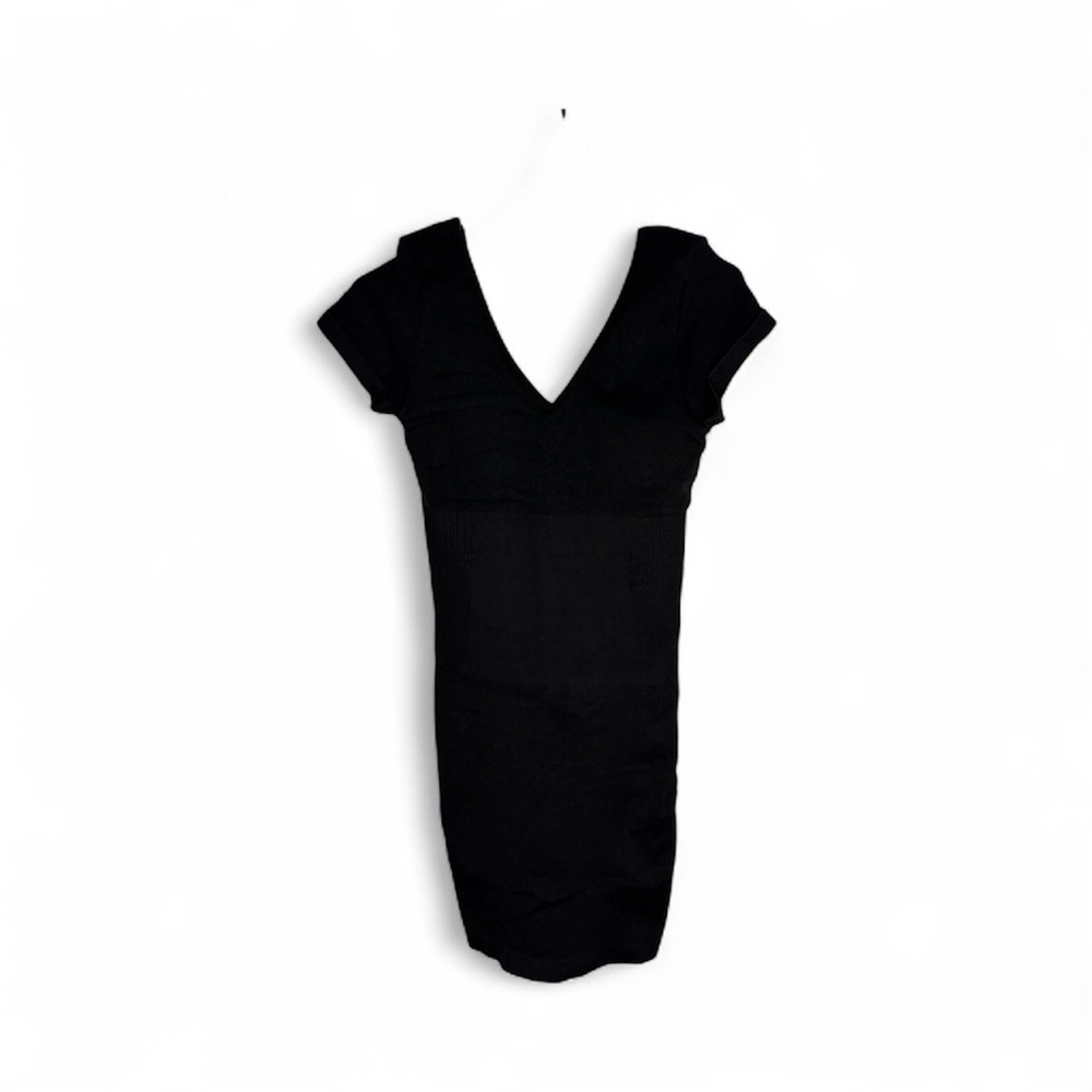 HALARA Classic Black V-Neck Dress